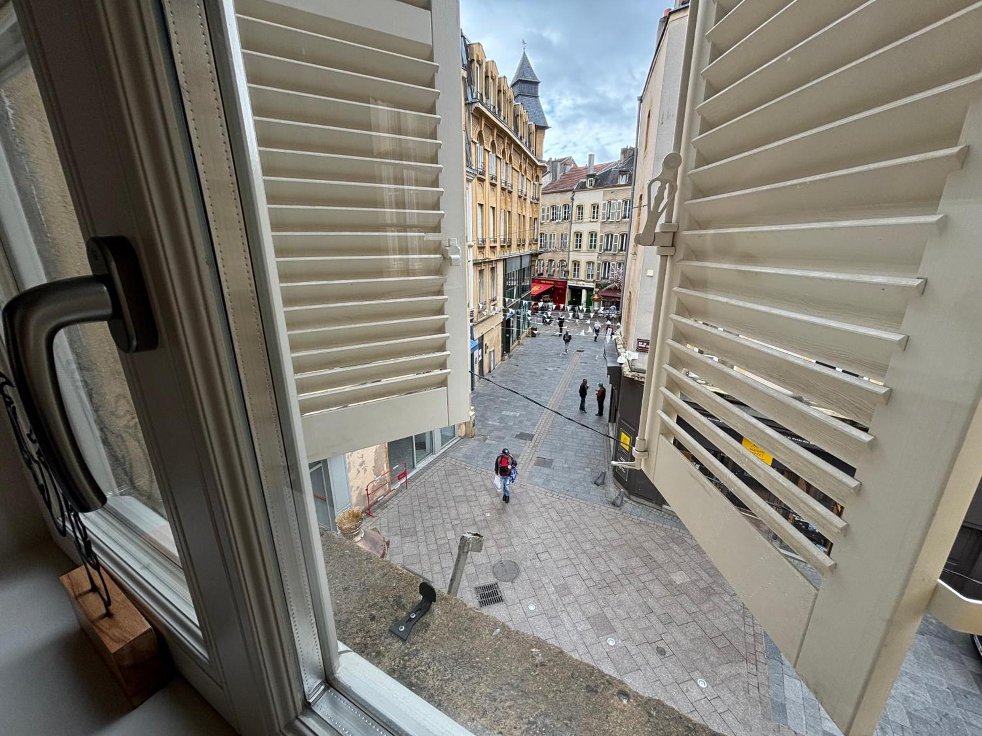 Louis Premier Et Second Metz Centre Un Sejour A Part Apartman Kültér fotó